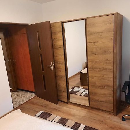 Ferienwohnung Apartament Zona Centrala Hunedoara Exterior foto